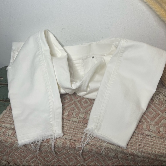 SPANX White High Rise Stretch Distressed Skinny Ankle Raw Hem Jeans Size M - Picture 15 of 16